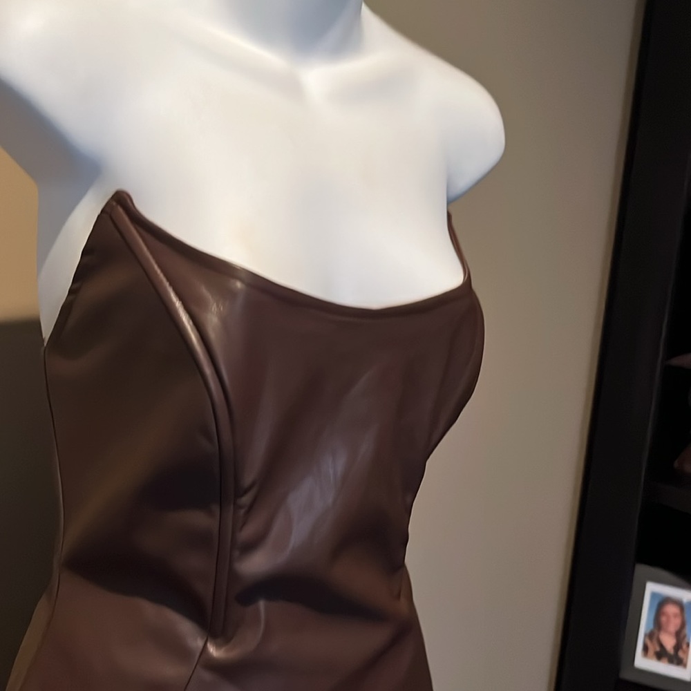 NWOT size large faux leather strapless dress